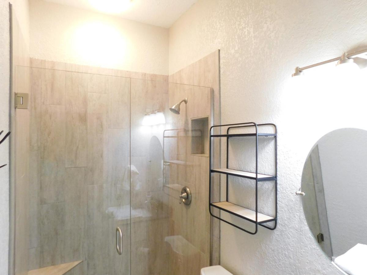 Budget Friendly Condo Within Walking Distance To The Beach! Gulf Shores Extérieur photo